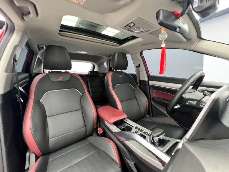 Geely Binyue 2021 фото 6