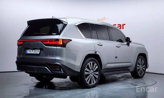 Hyundai Lexus LX700h Luxury 2025 фото 2