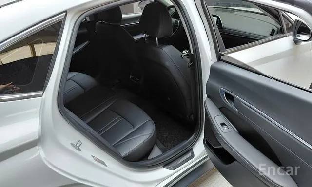 Hyundai Sonata Premium 2022 фото 8