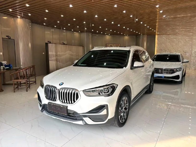 BMW X1 2022 фото 7