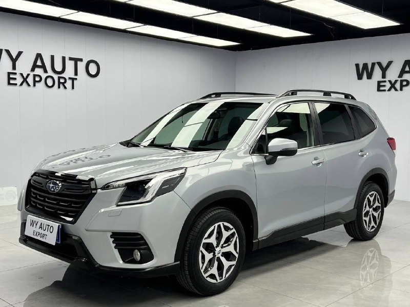 Subaru Forester 2022 фото 1