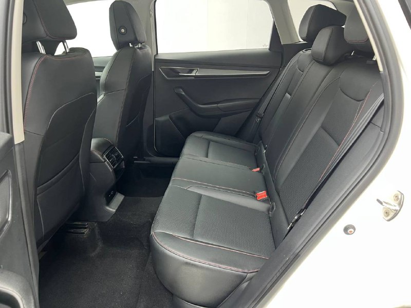 Skoda Karoq 2022 фото 5