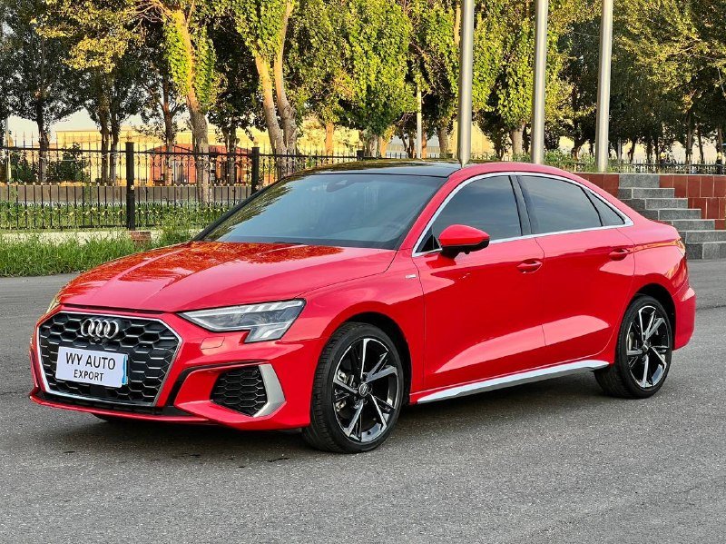 Audi A3 2021 фото 1