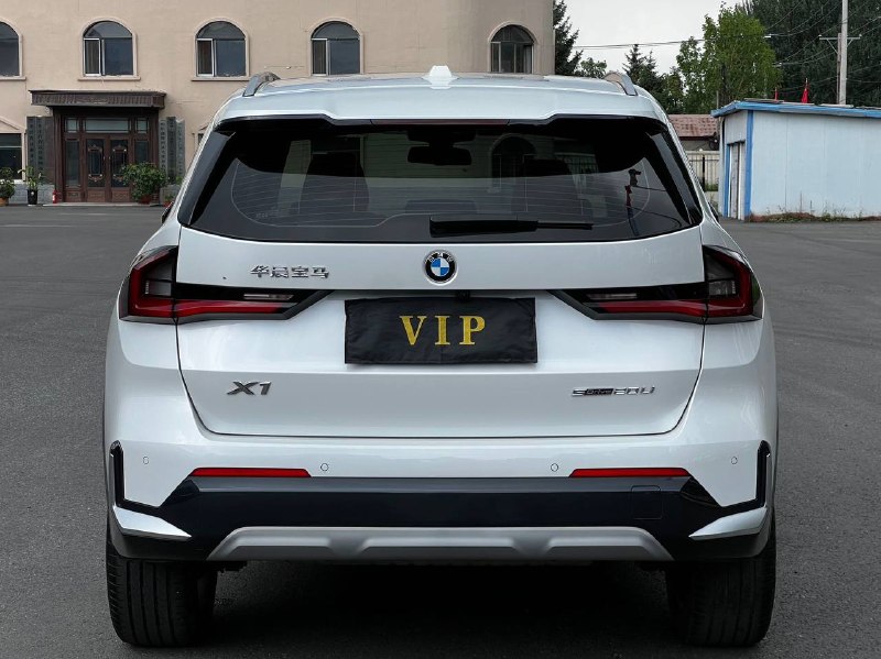 BMW X1 2023 фото 3