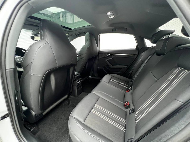 Audi A3L 2023 фото 5