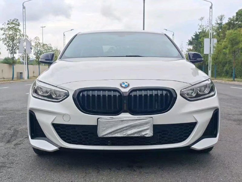 BMW 1‑серия 2022 фото 8