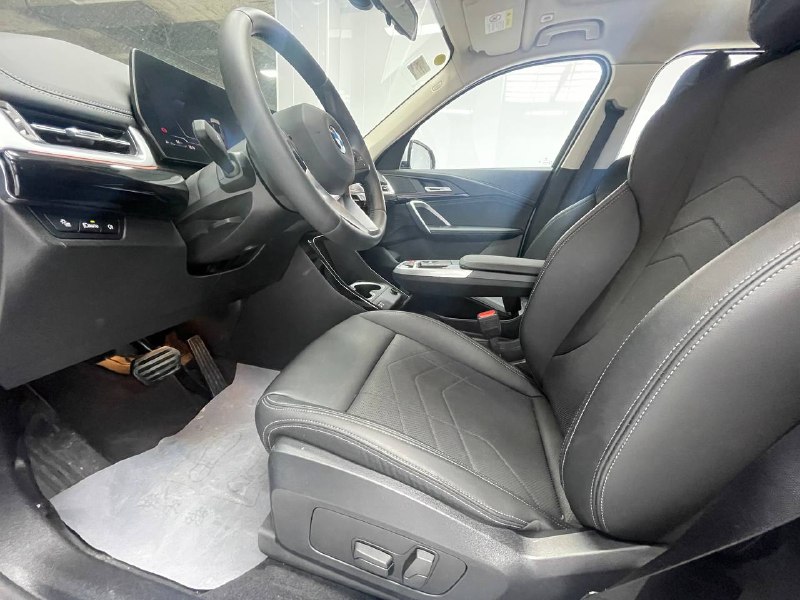 BMW X1 2024 фото 4
