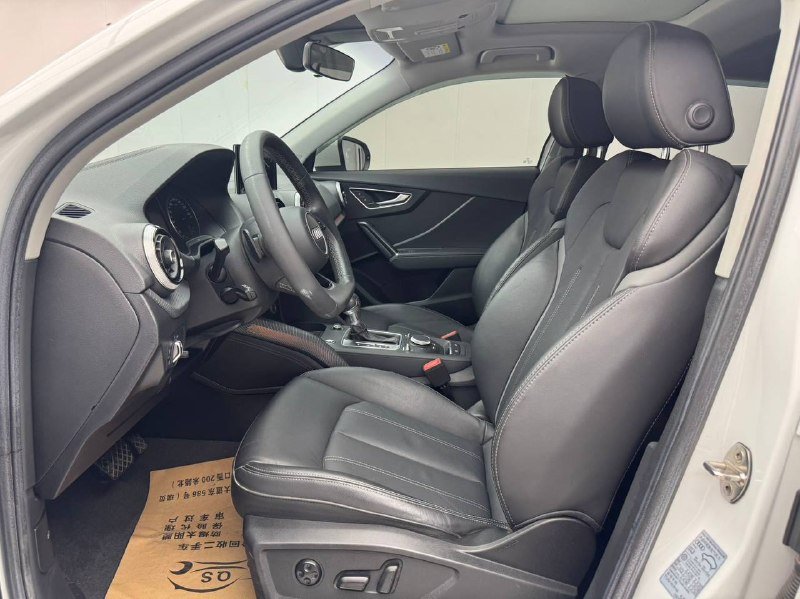 Audi Q2 2022 фото 4
