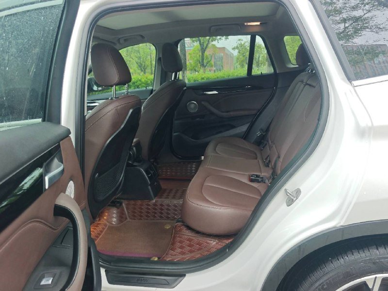 Bmw X1 2022 фото 8