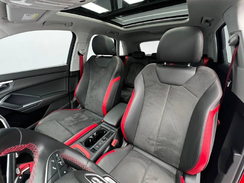 Audi Q3 2023 фото 6