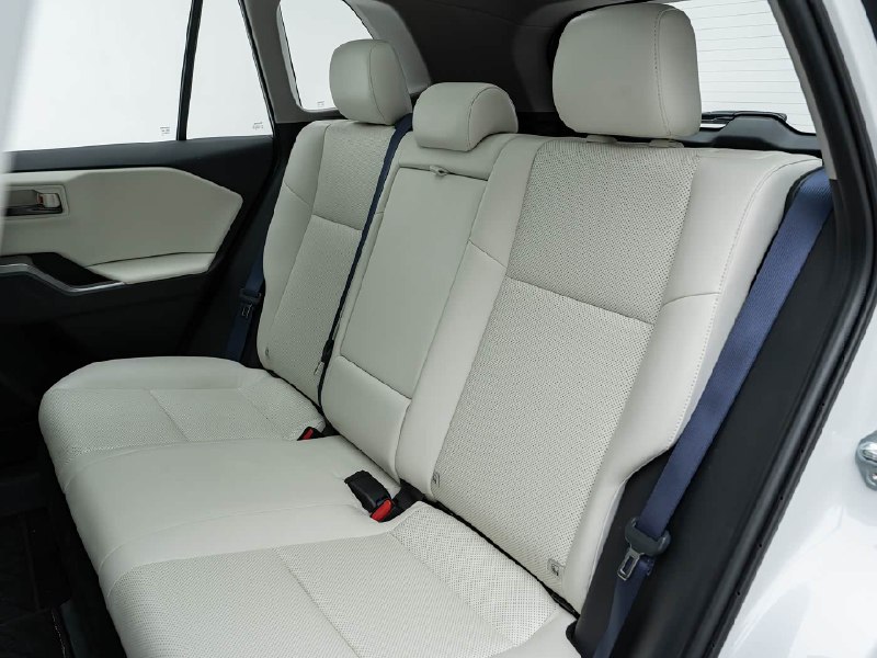 Toyota RAV4 2026 фото 3