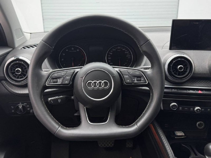 Audi Q2 2022 фото 7