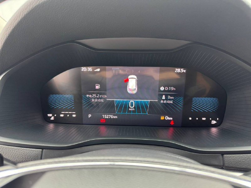 Škoda Karoq 2023 фото 9