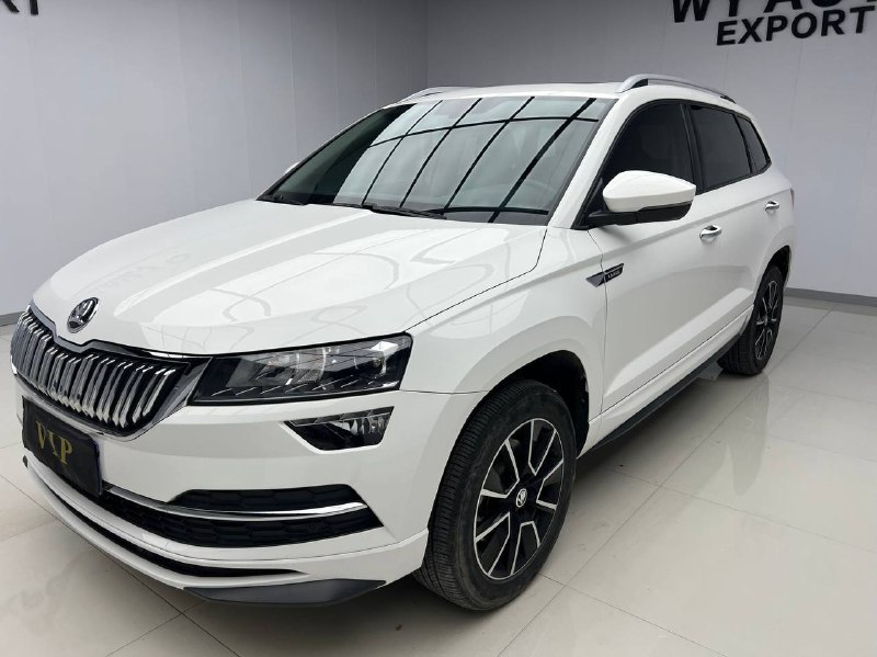 Skoda Karoq 2022 фото 1
