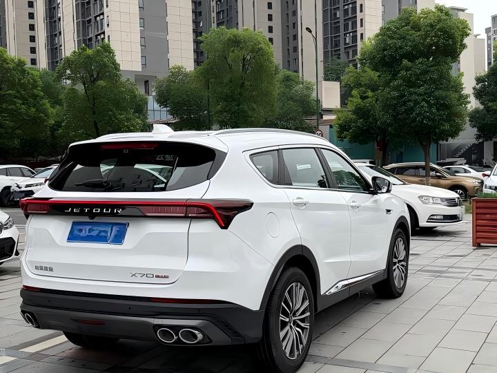 Jetour X70 PLUS 2023 фото 6
