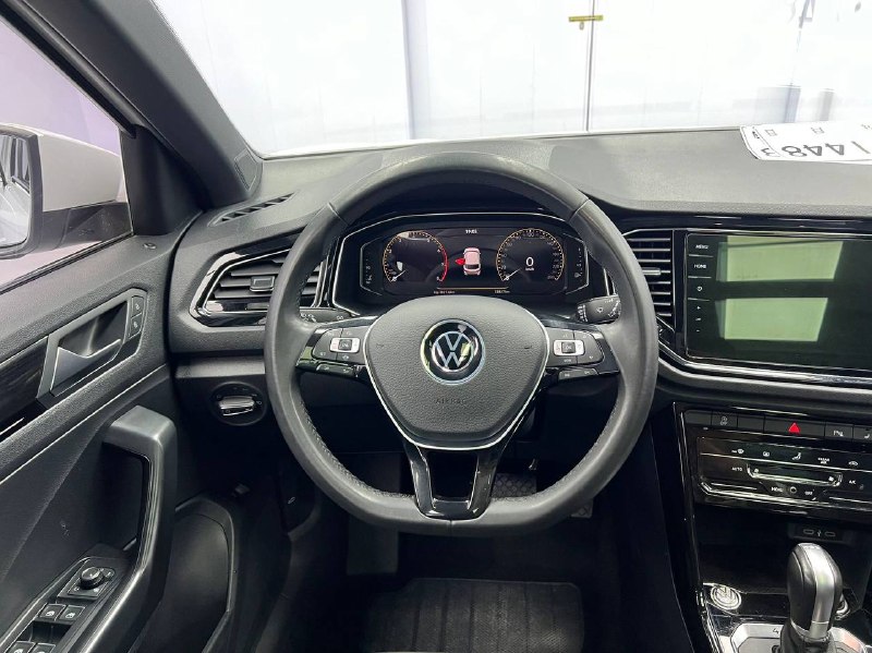 Volkswagen T-Roc 2022 фото 7