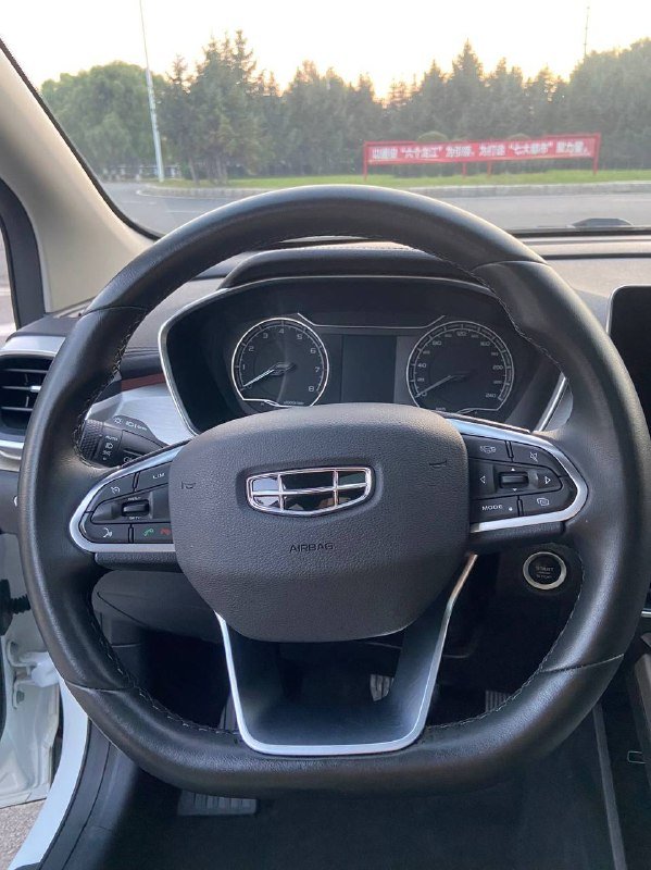 Geely COOLRAY 2022 фото 9