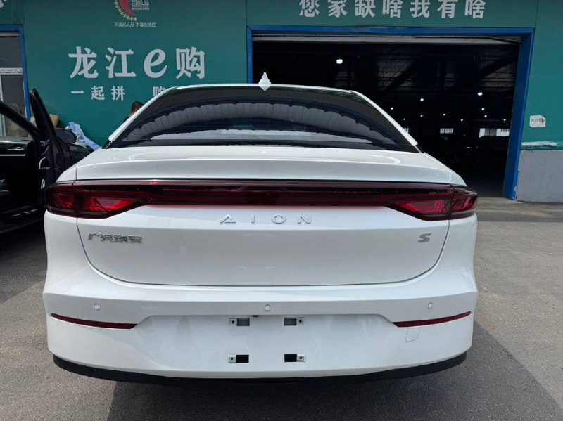 Trumpchi AION S 2024 фото 3