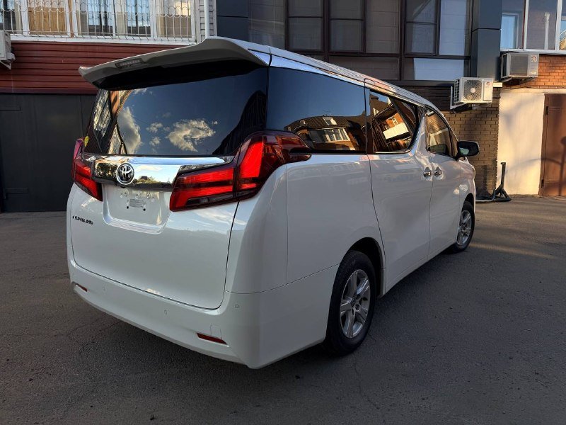 Toyota ALPHARD 4WD 2022 фото 3