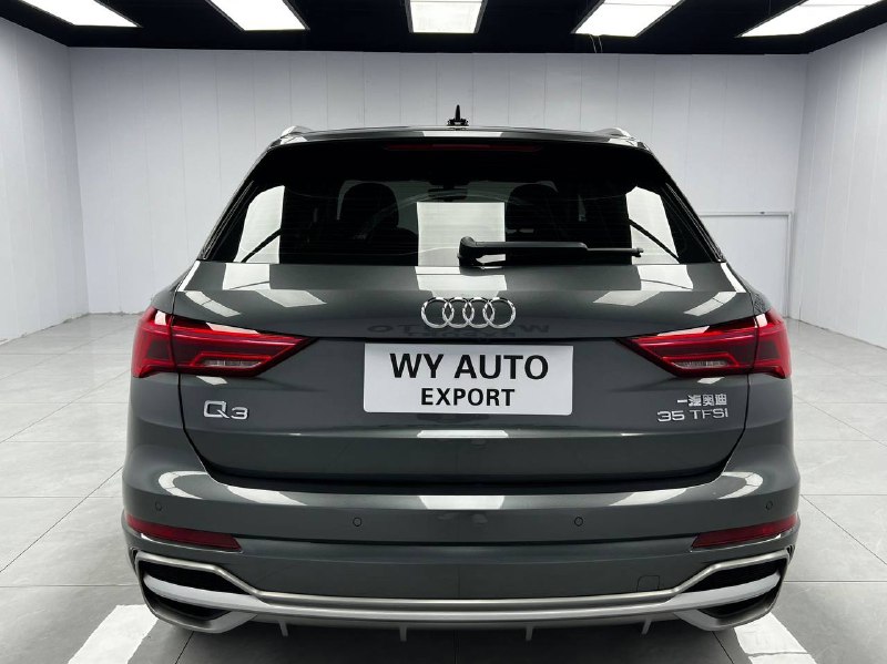 Audi Q3 2022 фото 3