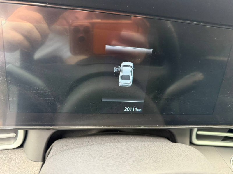 Hyundai Elantra 2023 фото 9