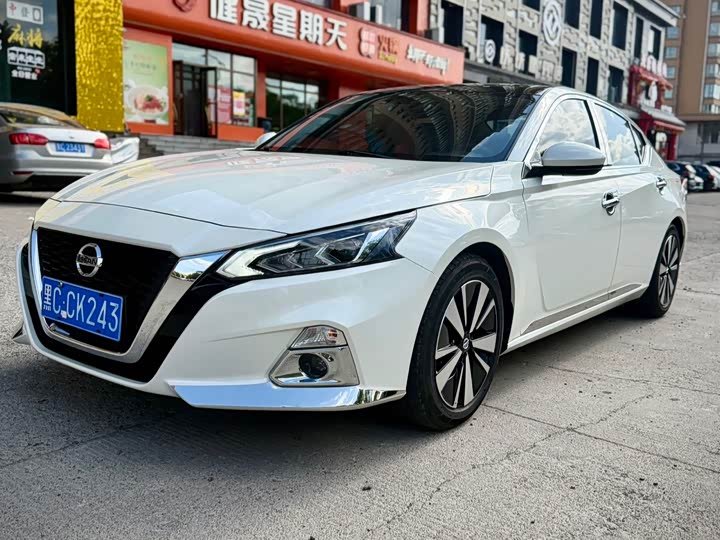 Nissan Altima Teana Comfort Edition 2022 фото 1