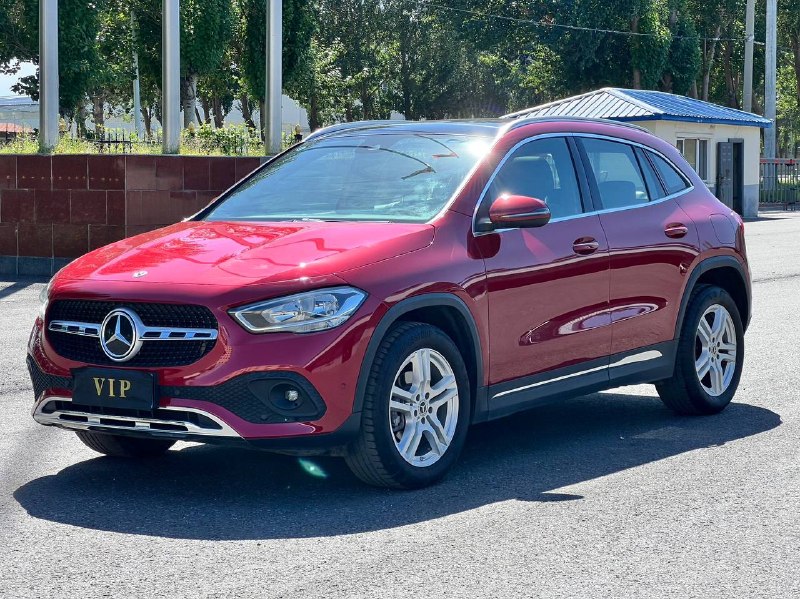Mercedes-Benz GLA 2021 фото 1