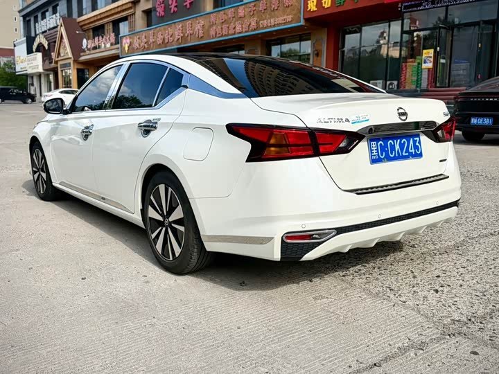 Nissan Altima Teana Comfort Edition 2022 фото 3
