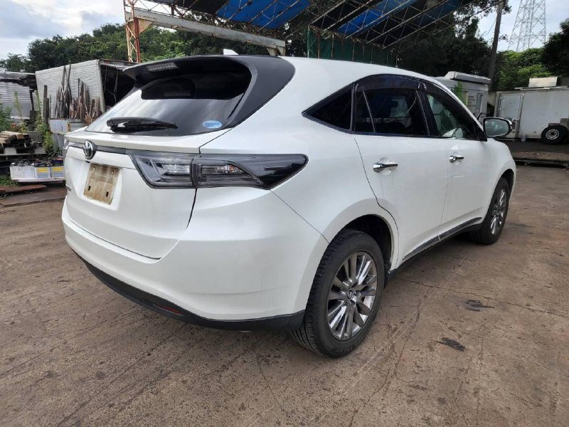 Toyota HARRIER 4WD 2014 фото 2