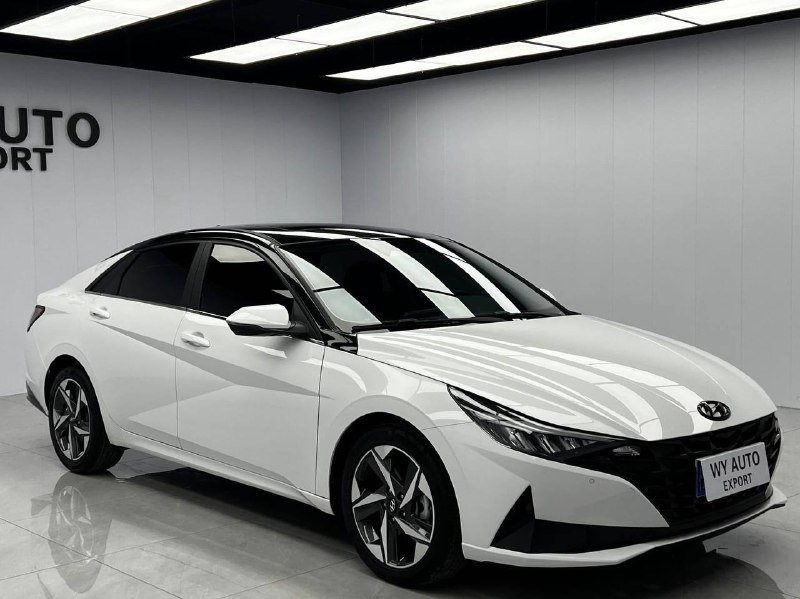 Hyundai Elantra 2022 фото 2