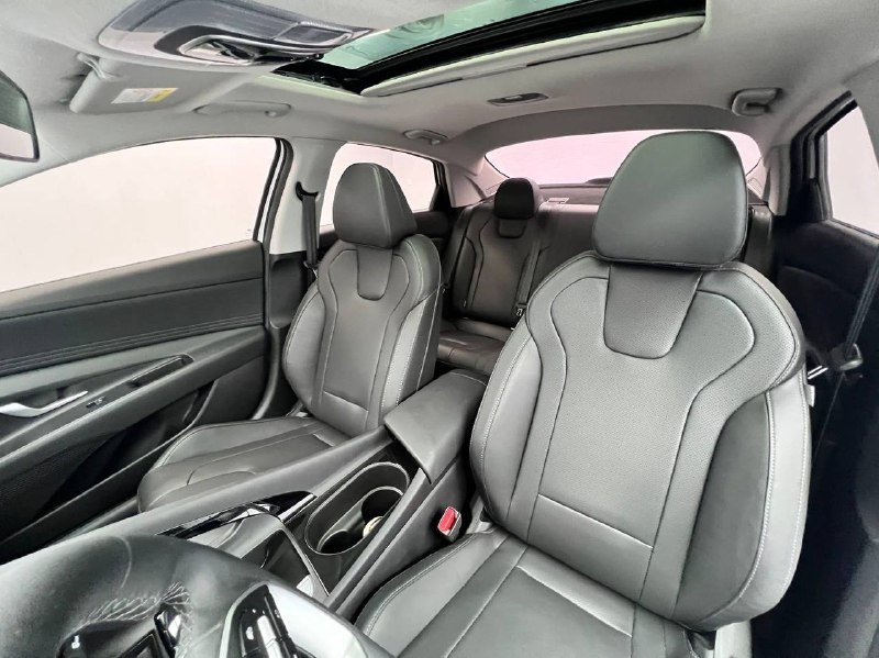 Hyundai Elantra 2023 фото 6