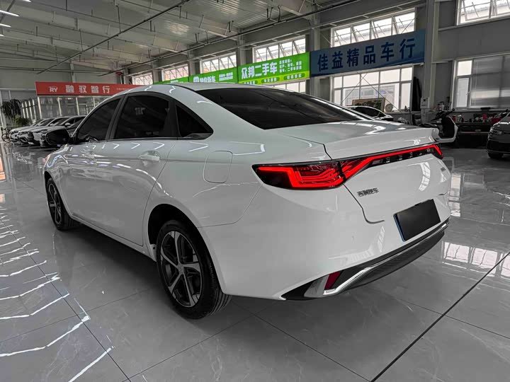 Geely Emgrand L Premium Edition 2022 фото 4