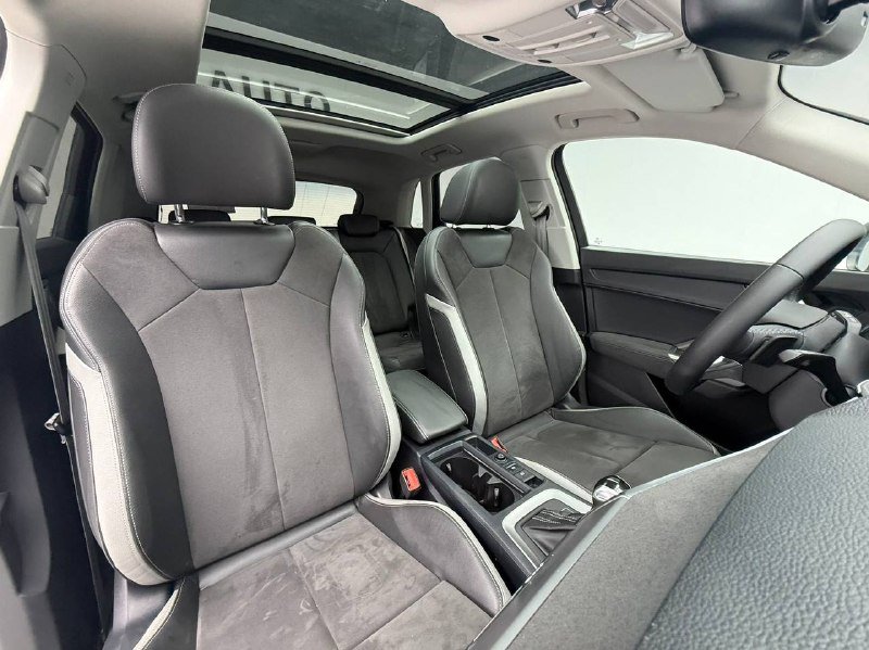 Audi Q3 2022 фото 6