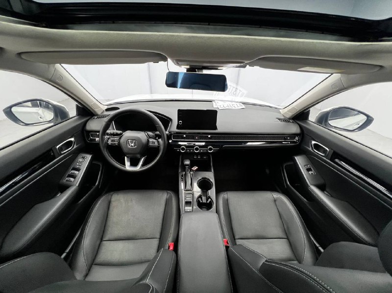 Honda Civic 2021 фото 8