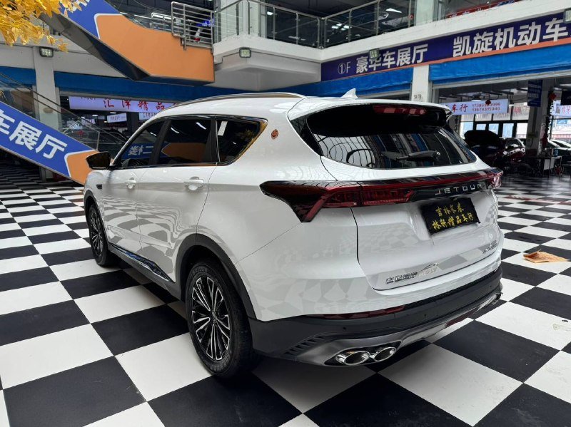 Jetour X70 PLUS 2022 фото 6