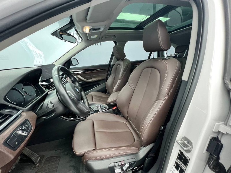 BMW X1 2022 фото 4