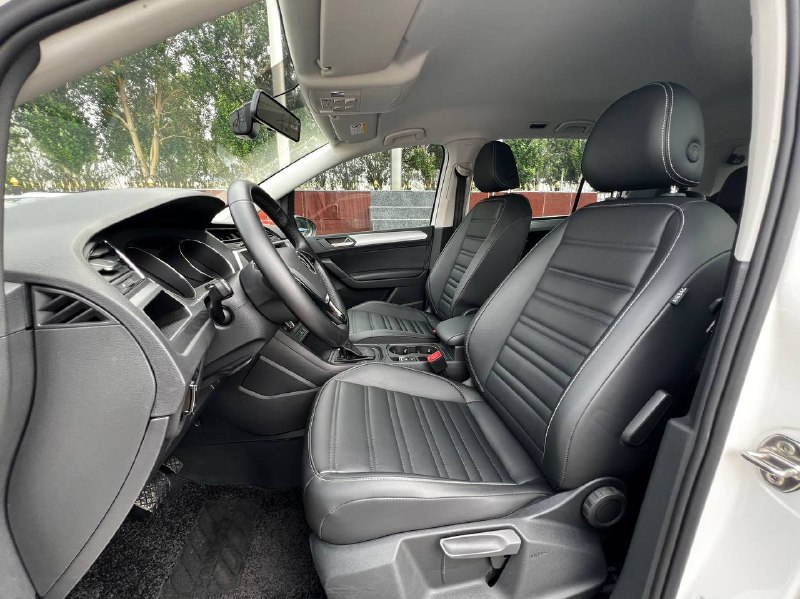 Volkswagen Touran 2021 фото 4