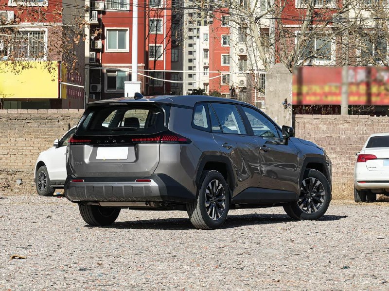 Toyota RAV4 2026 фото 4