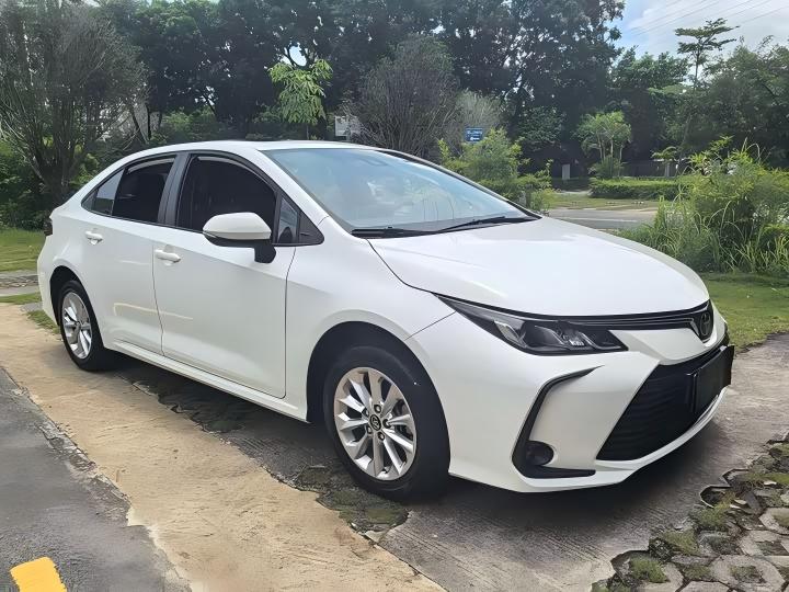 Toyota Corolla 2021 фото 4