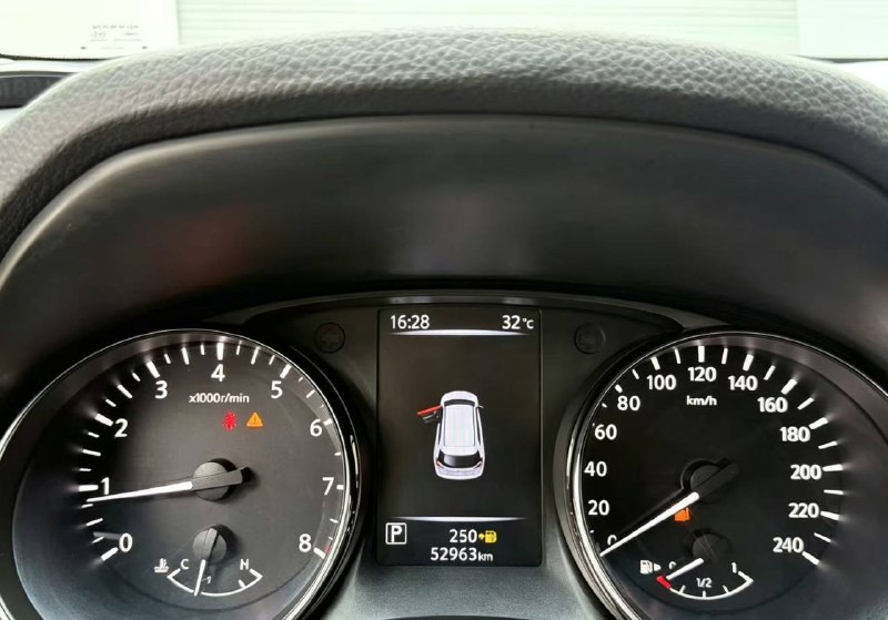 Nissan X-Trail 2023 фото 9
