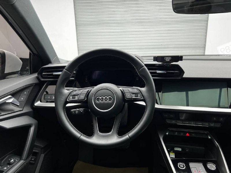 Audi A3s 2023 фото 7