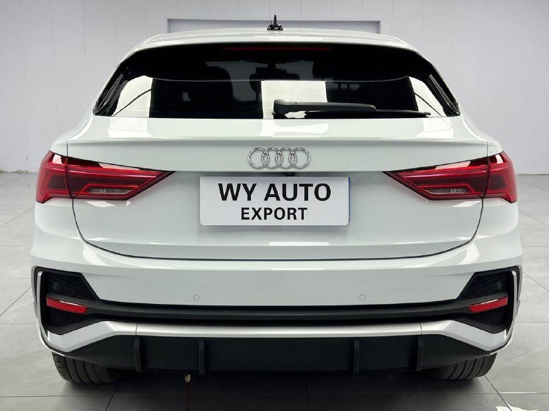 Audi Q3 Sportback 2022 фото 3