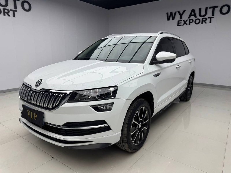 Škoda Karoq 2023 фото 1