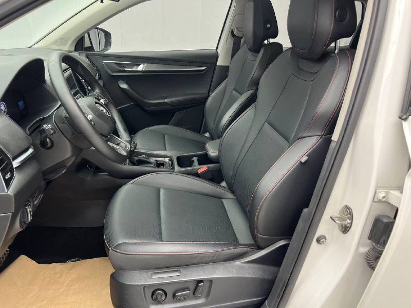 Skoda Karoq 2022 фото 4