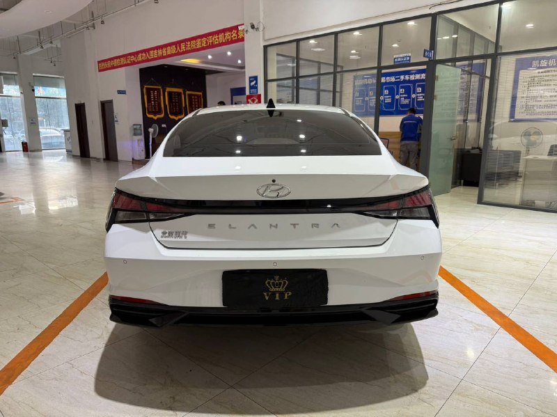 Hyundai ELANTRA 2023 фото 4
