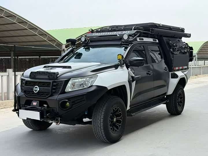Nissan Navara Premium Closed Van 2024 фото 1