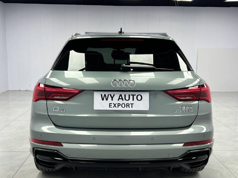 Audi Q3 2022 фото 3