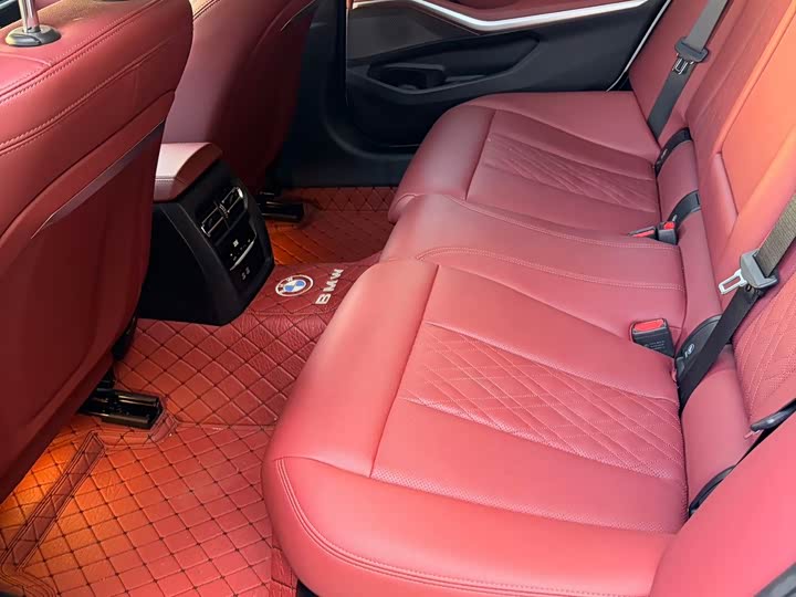 BMW 3‑серия 2023 фото 4