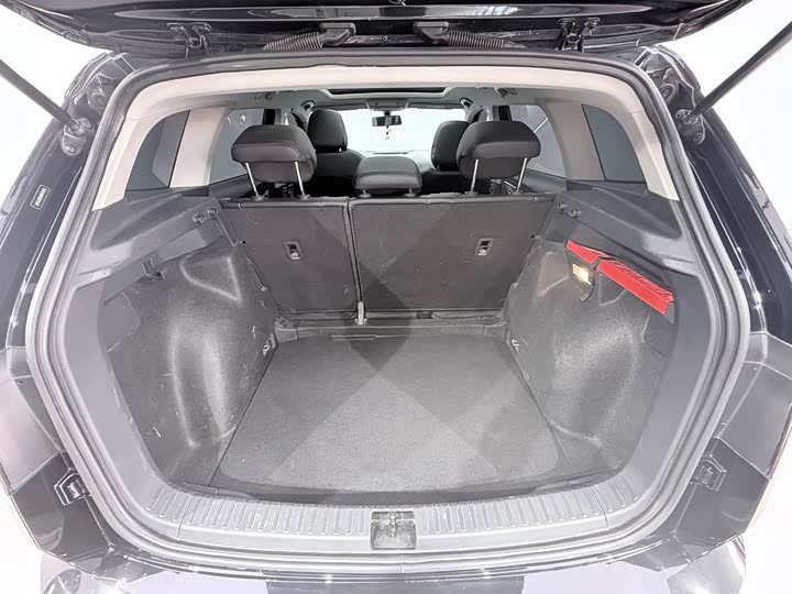 Skoda Karoq Premium Edition 2023 фото 9