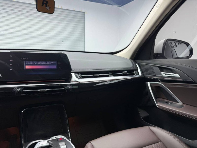 BMW X1 2024 фото 7